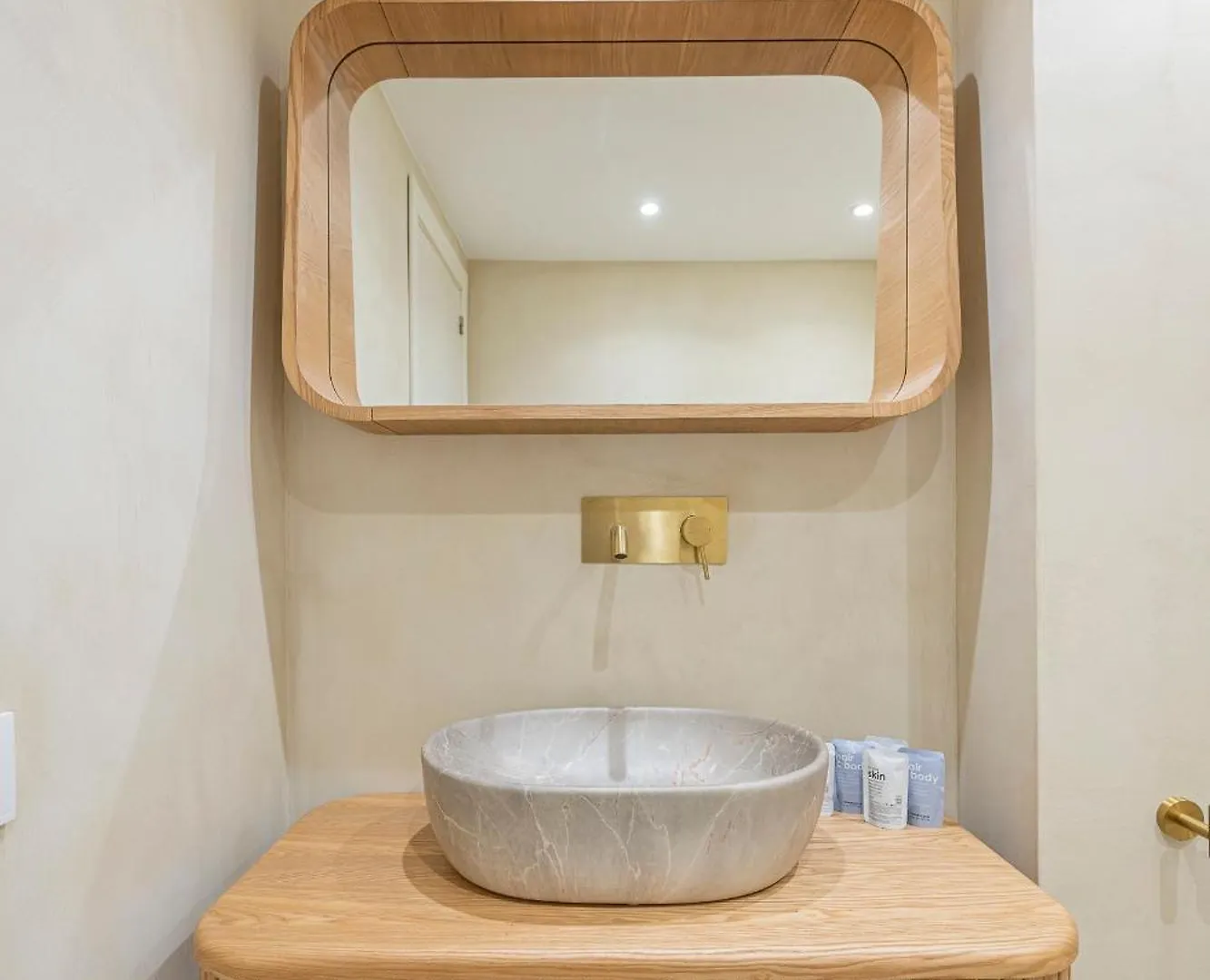 Spacious & Comfy Studio In Golden Mile Marbella