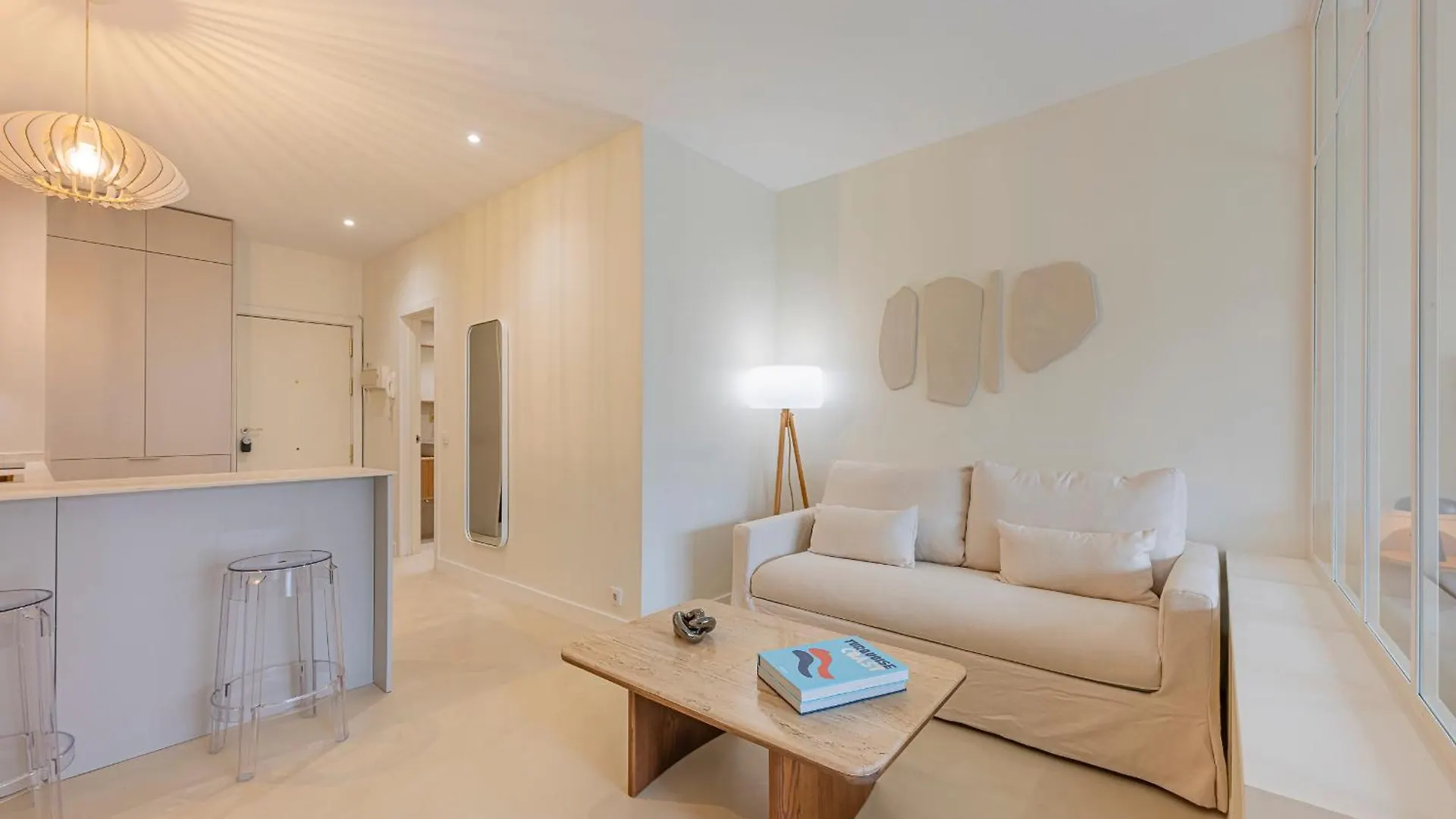 Apartment Spacious & Comfy Studio In Golden Mile Marbella
