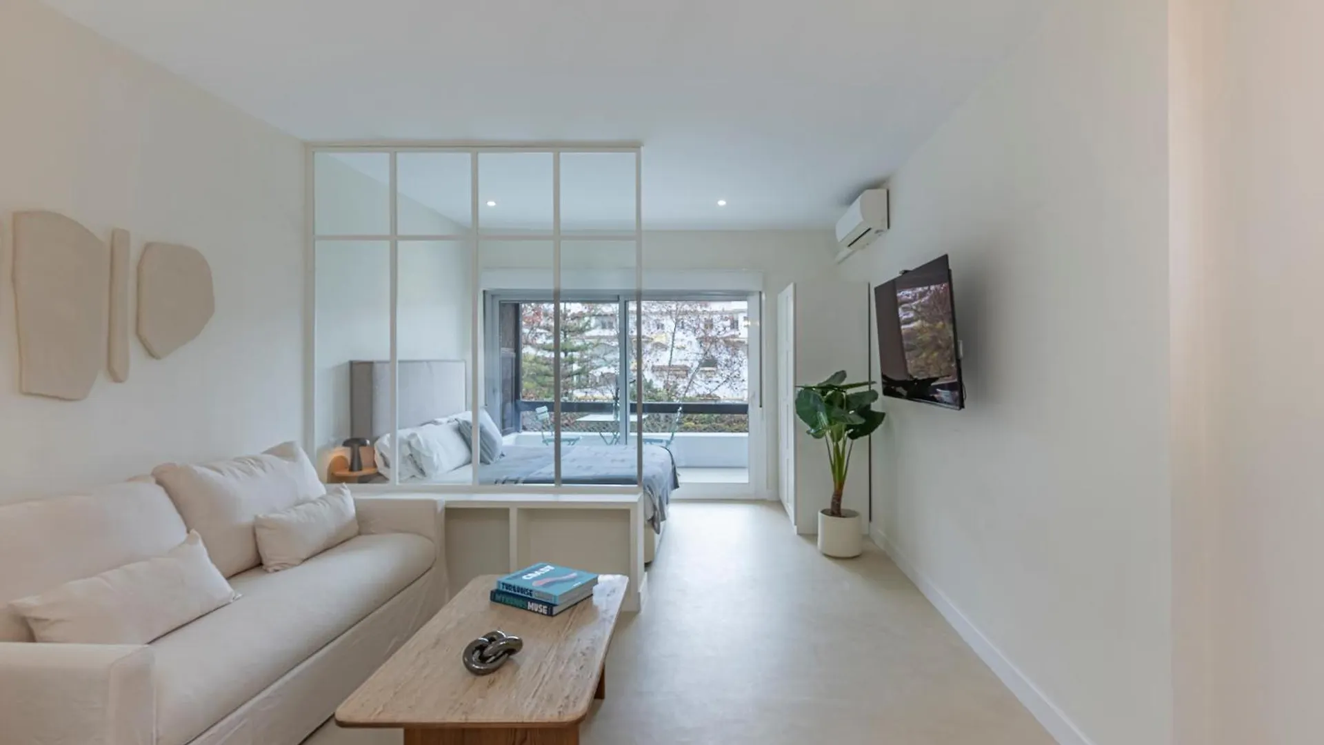 Spacious & Comfy Studio In Golden Mile Marbella