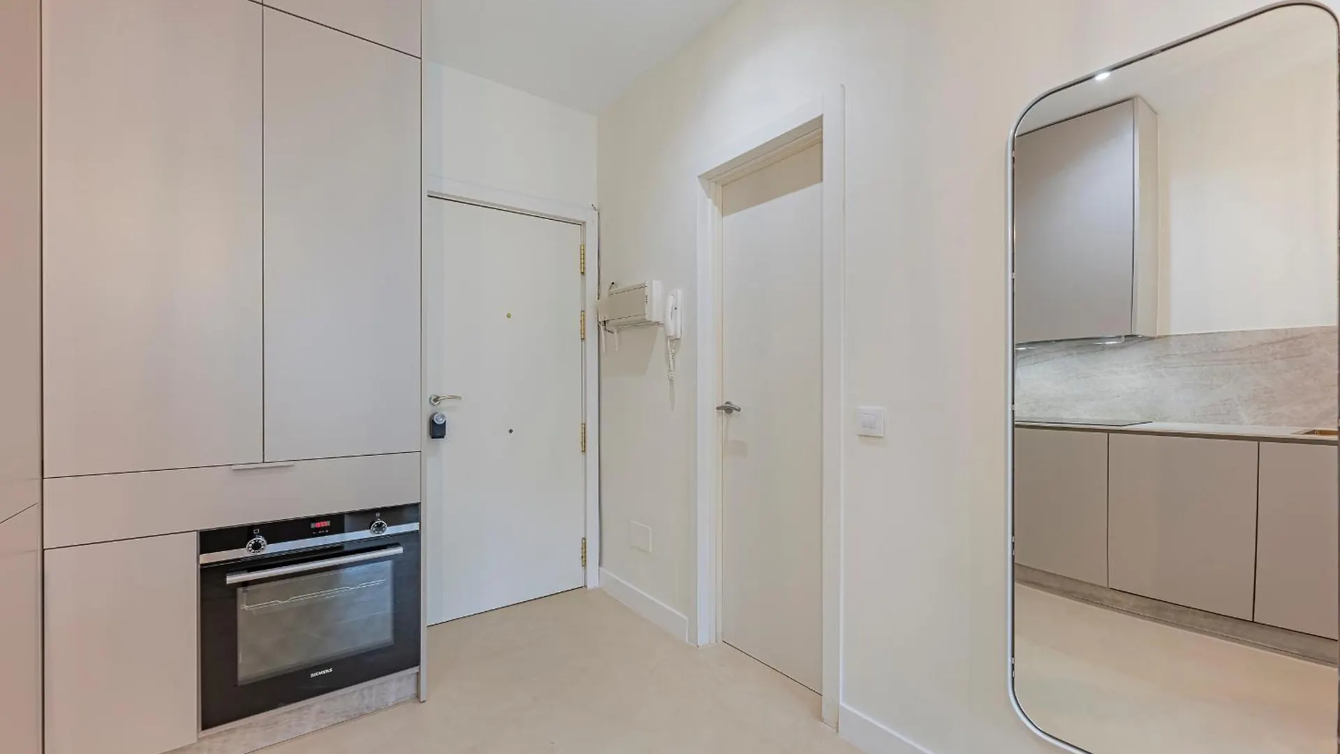 Spacious & Comfy Studio In Golden Mile Marbella Apartment