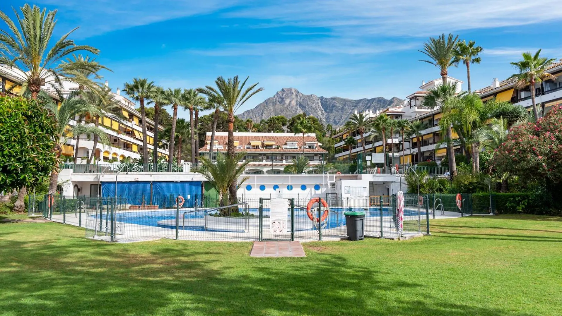 Apartment Spacious & Comfy Studio In Golden Mile Marbella