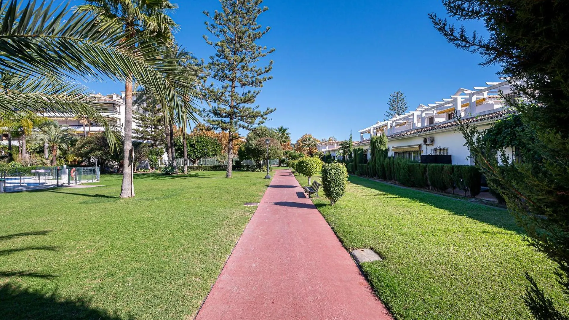 Apartment Spacious & Comfy Studio In Golden Mile Marbella