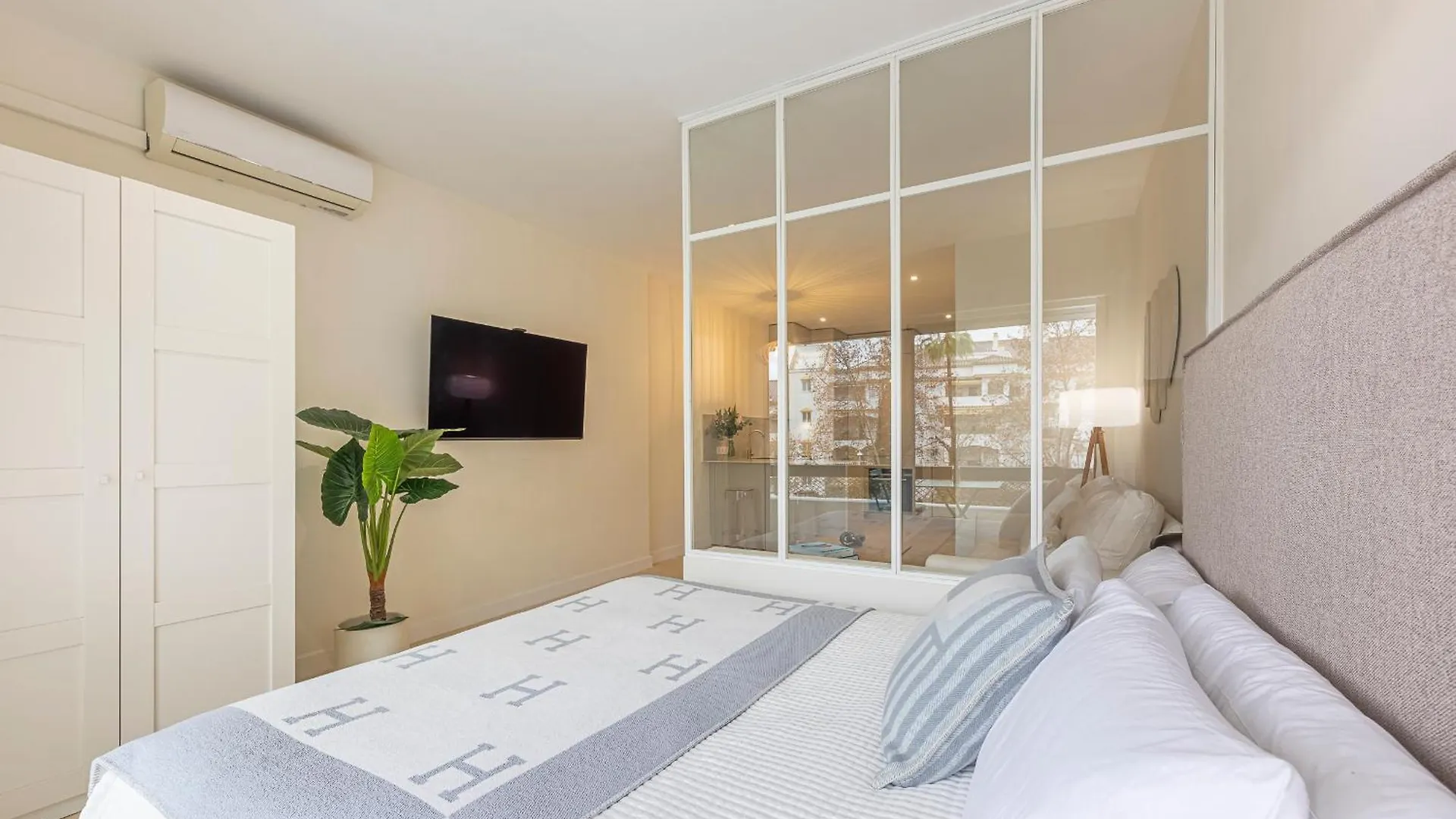 Spacious & Comfy Studio In Golden Mile Marbella Daire